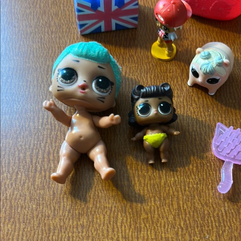 L.O.L. Surprise!‎ Doll Set with Accessories - Multicolor
